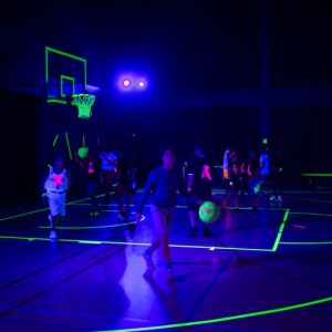 blacklight basketbal