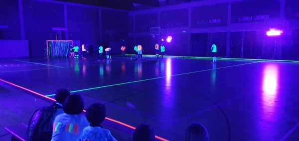 Blacklight hockey